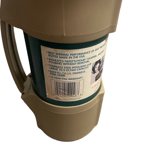 Vintage Insulated Thermos With Stopper 650 One Liter / 4 Cups Hot or Cold‎ Green - Picture 5 of 13
